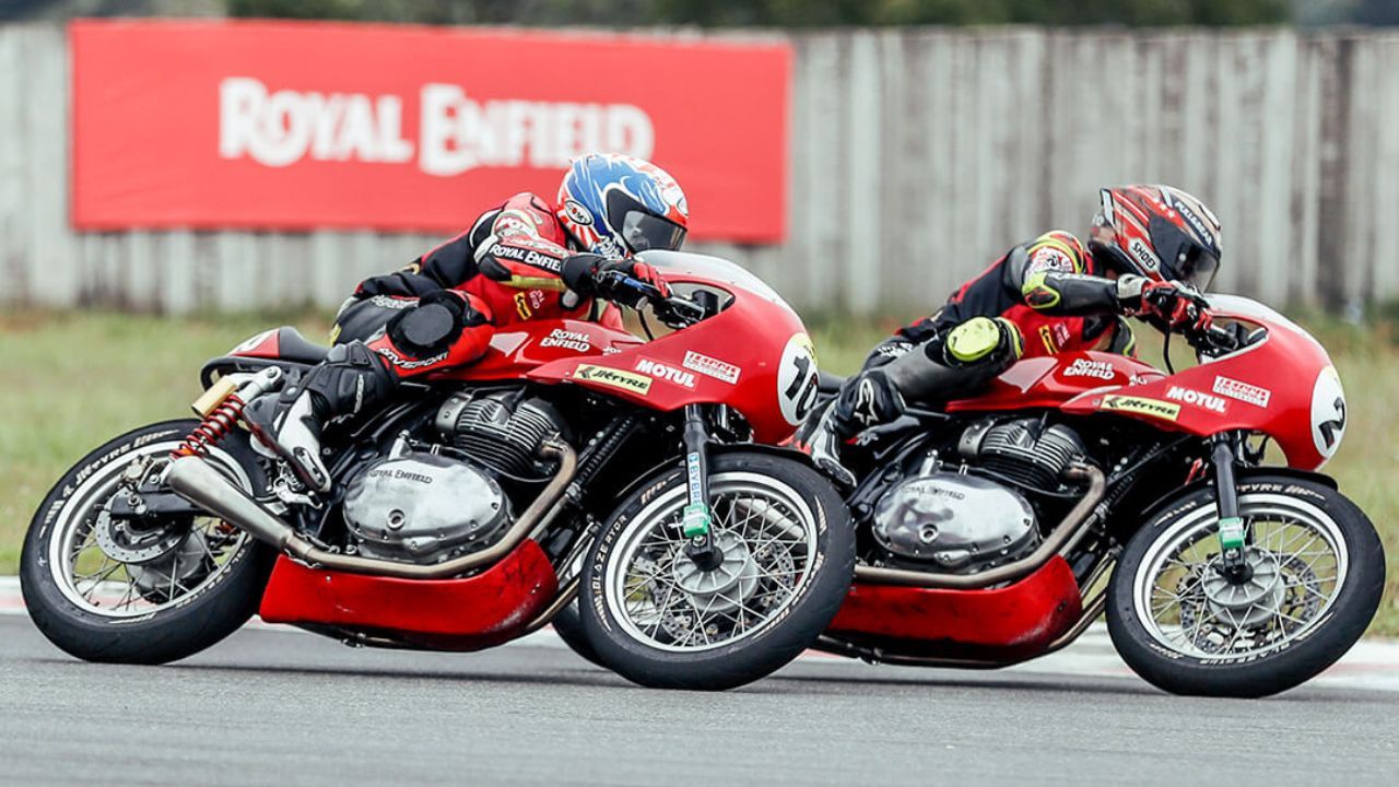 Corrida de motos clássicas: Royal Enfield Continental CUP - Motonline