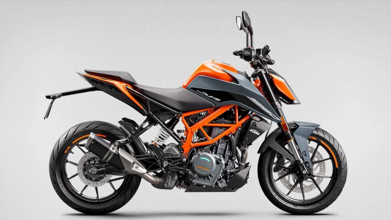 KTM 390 Duke Launched in India at Rs 3.11 Lakh; Gets Styling and Performance Updates
