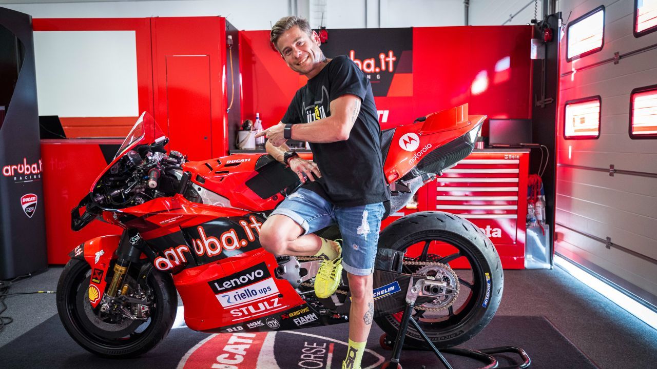 Ducati Alvaro Bautista 1 