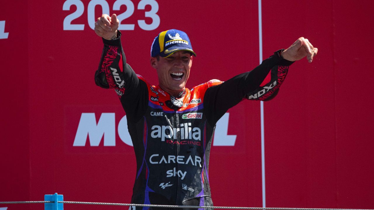 MotoGP Spanish GP: Aleix Espargaro Leads Aprilia's First Ever 1-2 as Bagnaia Carshes Out at Catalunya GP