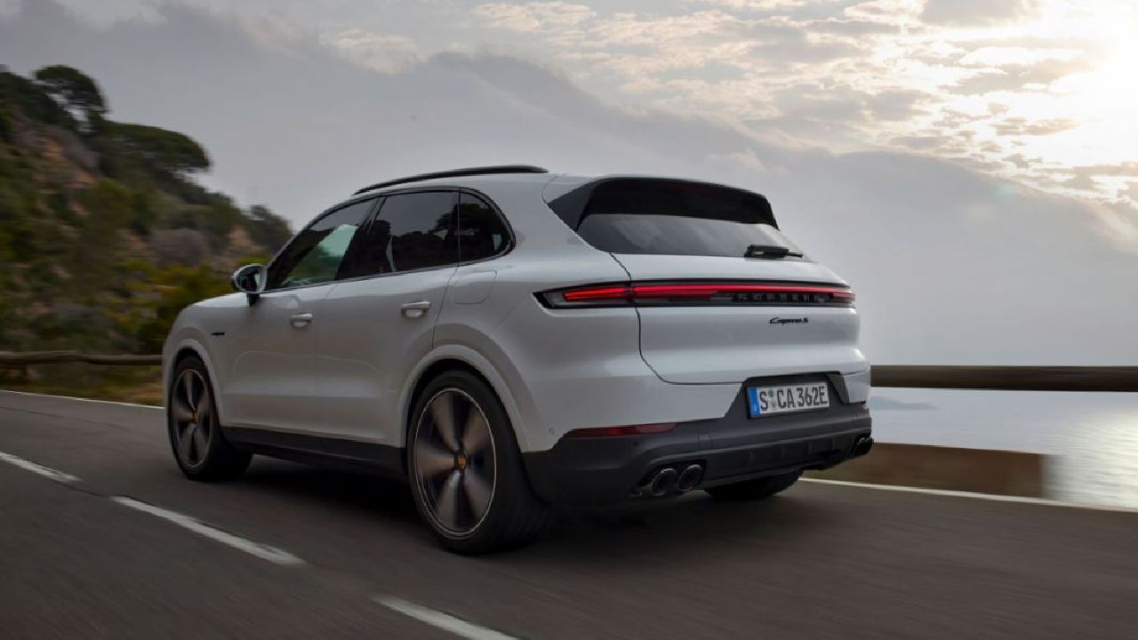 2024 Porsche Cayenne S EHybrid with 505bhp Marks Global Debut autoX