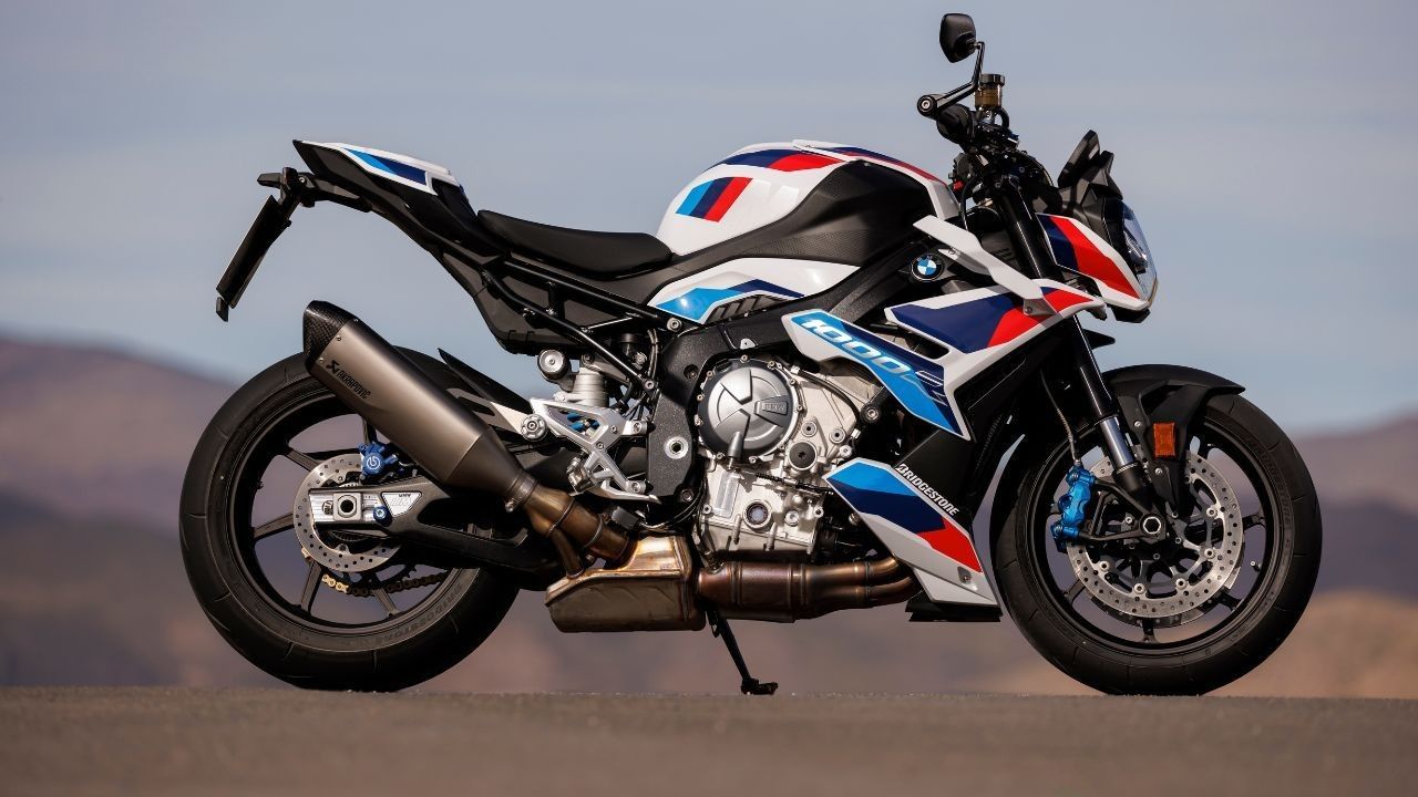 BMW M 1000 R Left Side View