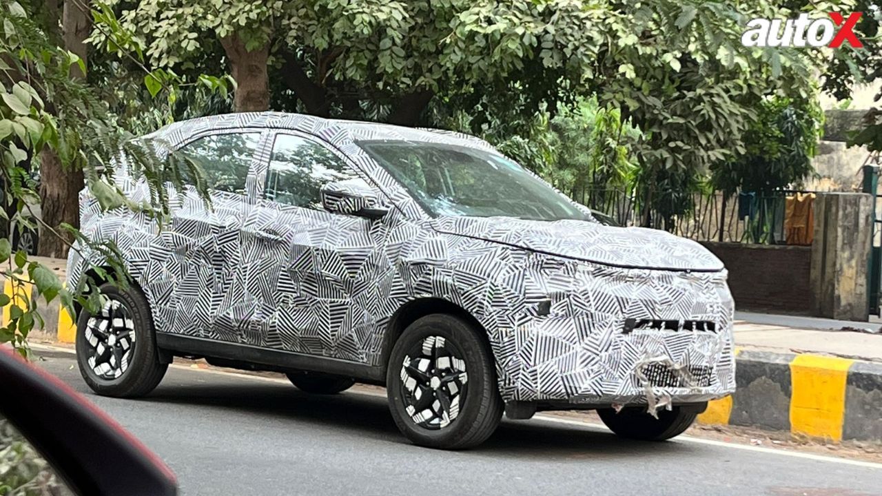 Tata Nexon EV Max Facelift Spied in Production-Ready Avatar Ahead of India Launch