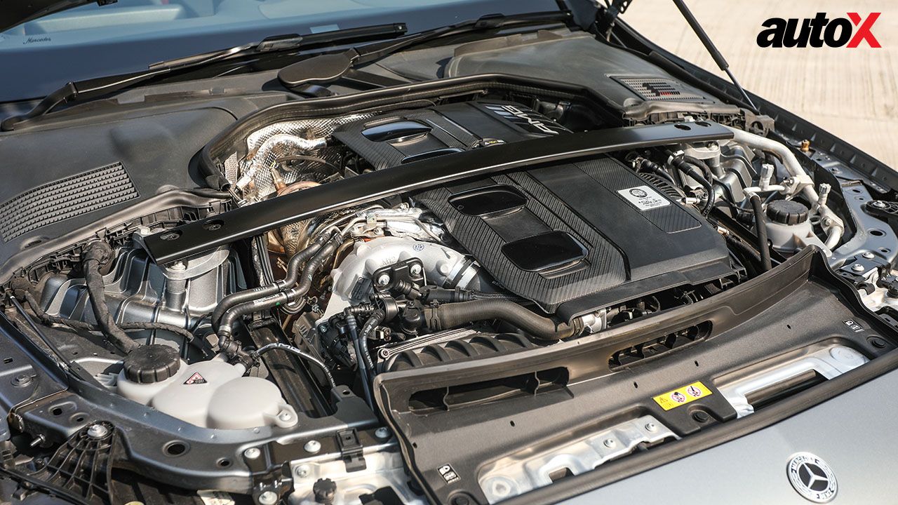 Mercedes Benz AMG C 43 Engine