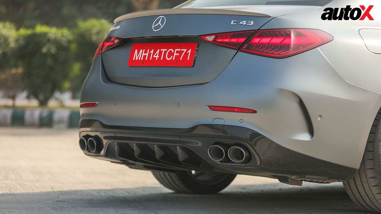 Mercedes Benz AMG C 43 Tail Lamp