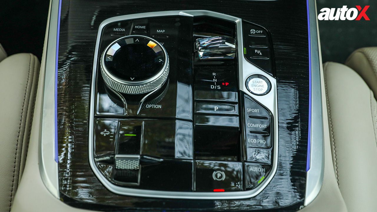 BMW X7 Center Console