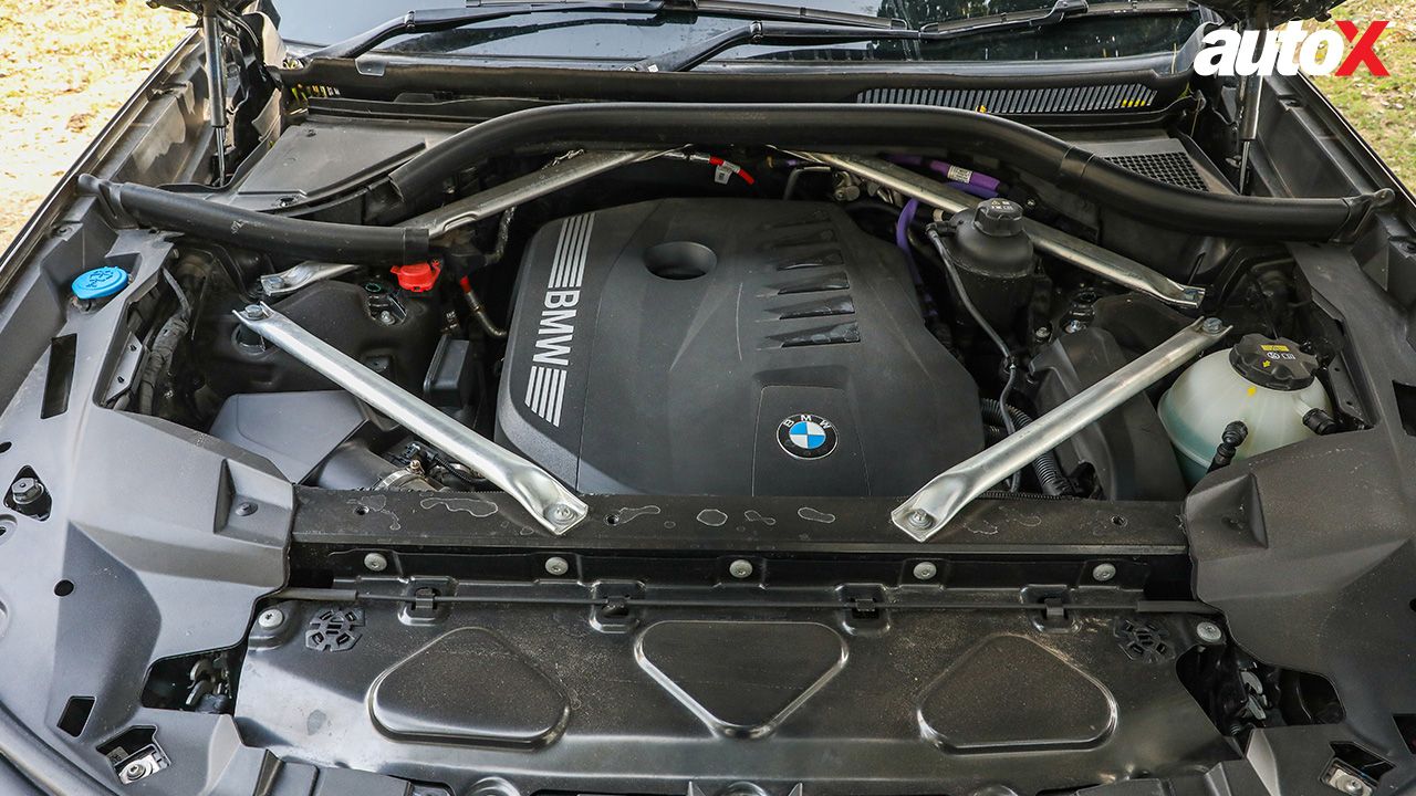 BMW X7 Engine