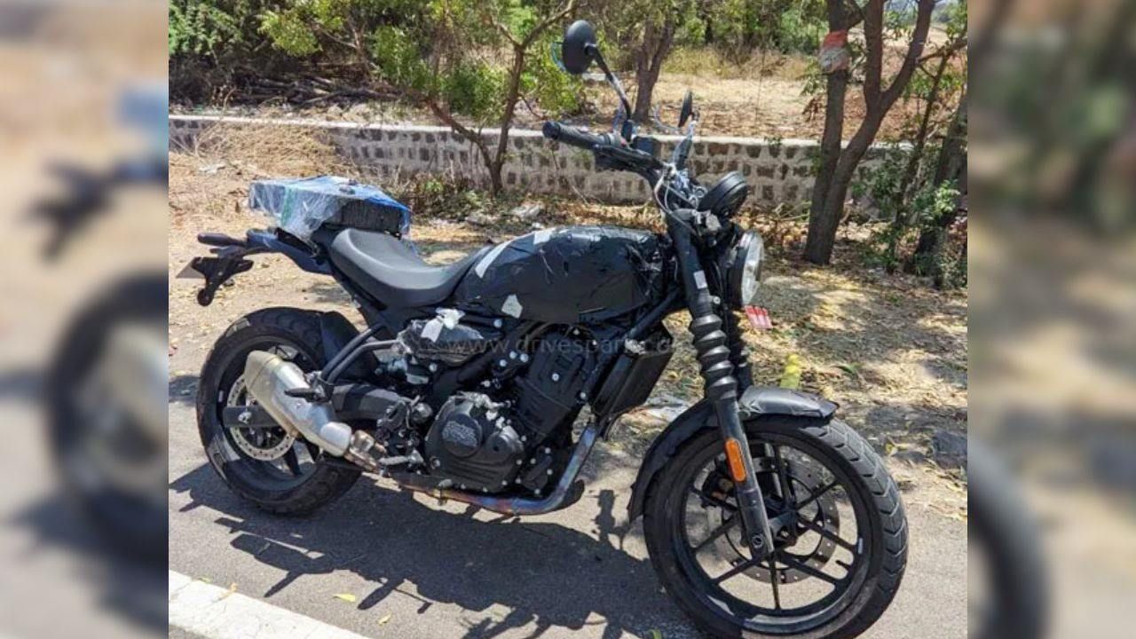 Royal Enfield Guerrilla 450 Spotted 
