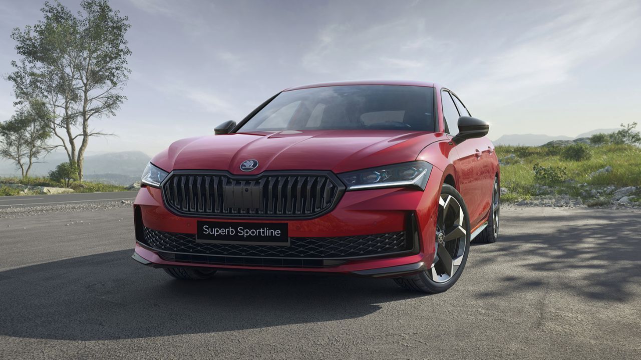 Skoda Superb Sportline Revealed Globally, Gets Sportier Looks, Tweaked Chassis and New Features