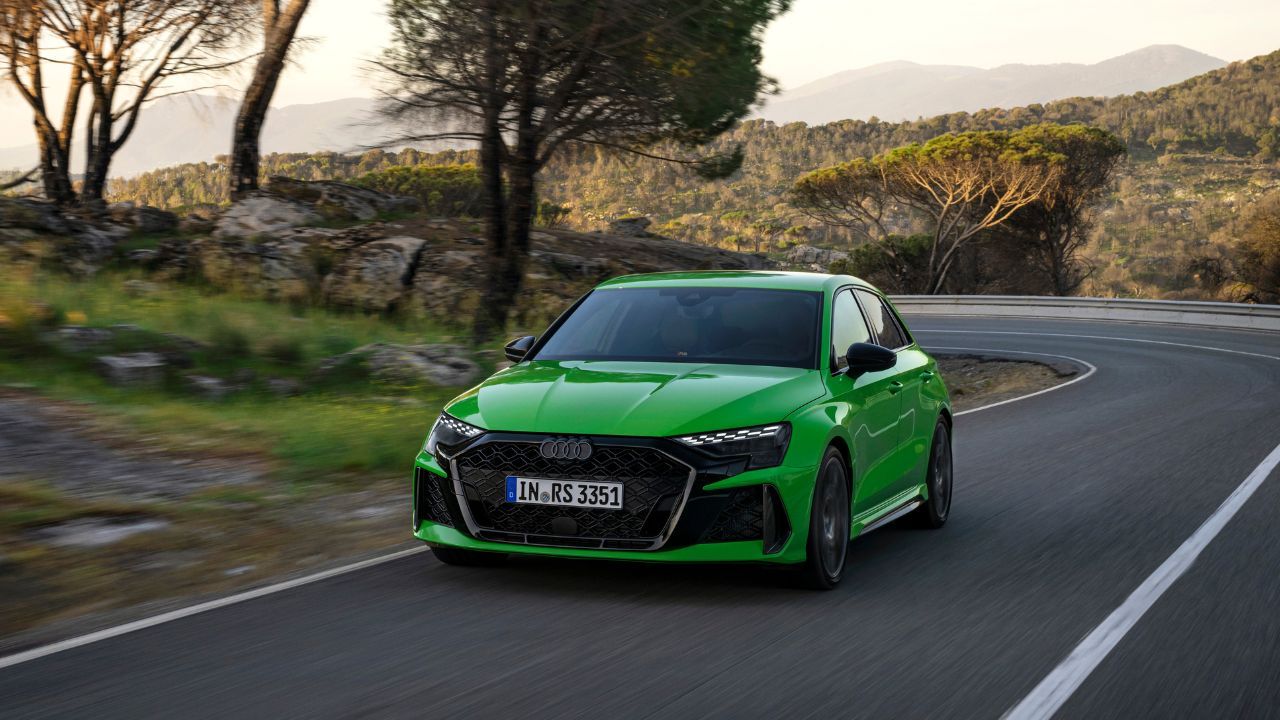 Audi RS 3 Facelift Revealed Globally, Last Audi with 5-cylinder Engine