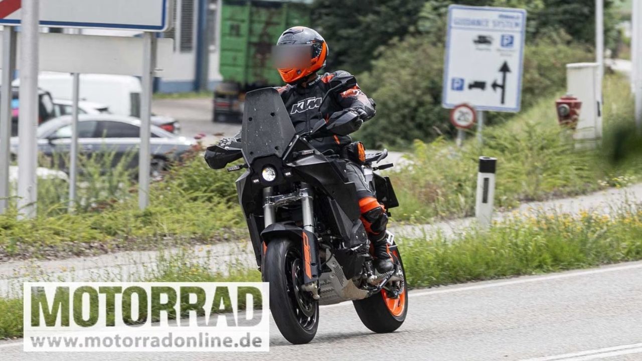 KTM 990 SMT Spied Testing