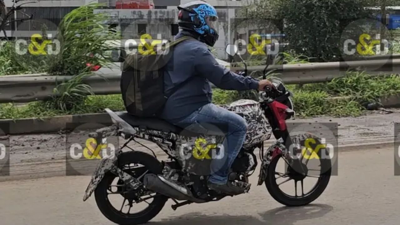 More Affordable Bajaj Freedom CNG Variant Spotted Testing in India