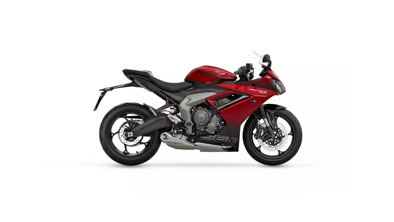 Triumph Daytona 660 Carnival Red Sapphire Black