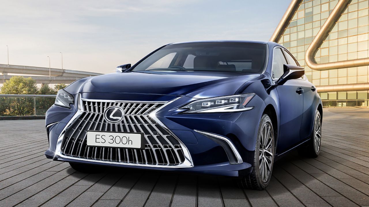 Lexus ES Luxury Plus Edition Launched in India at Rs 69.70 Lakh