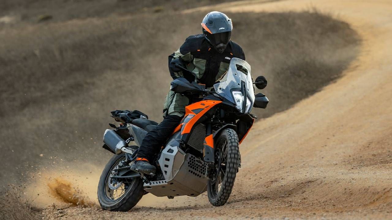 2025 KTM 790 Adventure Breaks Cover with Cosmetic Updates and Revised Suspension